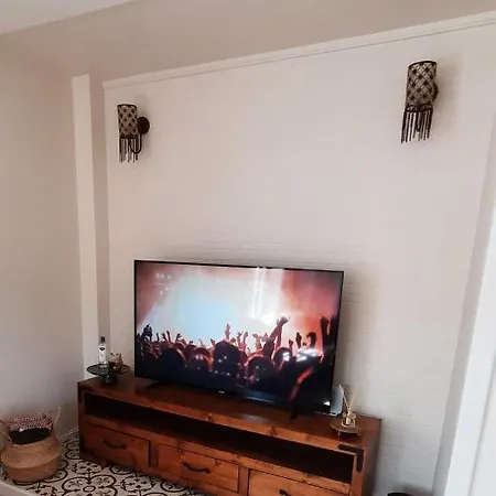 Charming Anatolian House In Cengelkoey איסטמבול