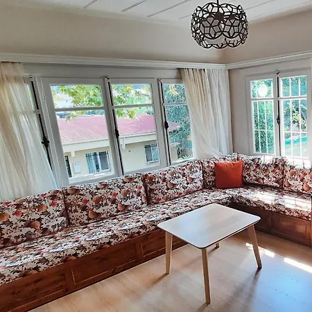 Charming Anatolian House In çengelköy İstanbul