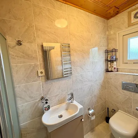 Charming Anatolian House In Cengelkoey וילה