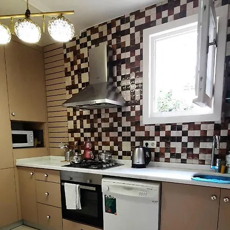 Charming Anatolian House In çengelköy *